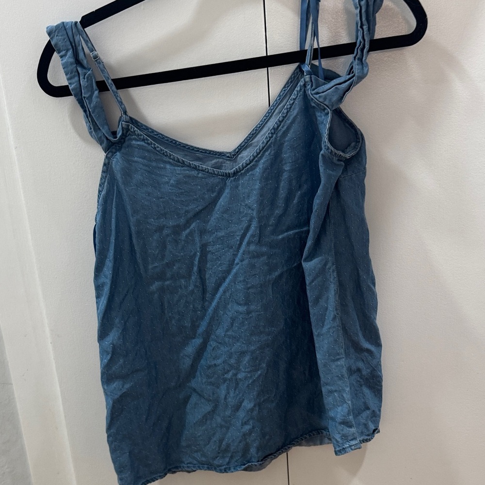 Women's Top off shoulder